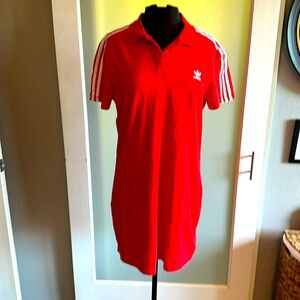 Adidas pull over sport dress in RED size XL